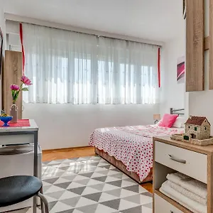 https://rooms-alijev.splithotels.org